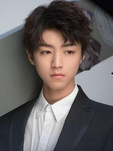 王俊凯吃瓜娱乐视频下载